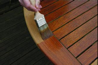 涂料行業(yè)“綠色”風(fēng)潮升級 木蠟油漆漸成新寵